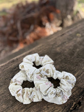 Load image into Gallery viewer, vintage pastel scrunchies
