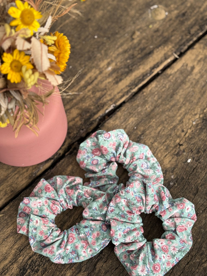 Ditsy Floral Scrunchies