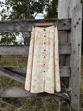 Load image into Gallery viewer, Midi Skirt ~ pre loved XS
