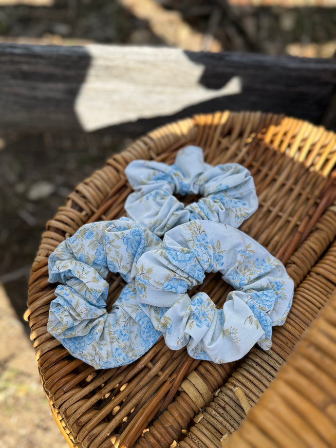 vintage blue floral scrunchies