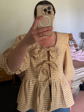 Load image into Gallery viewer, Florence tie blouse
