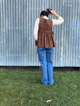 Load image into Gallery viewer, farmhouse smock  xs/s &amp; m/l
