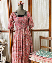 Load image into Gallery viewer, Lauren Dress ~ pre loved XS/S
